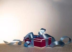 Read more about the article 7- “10 Amazing Bitcoin-Themed Gifts That Won’t Break the Bank”